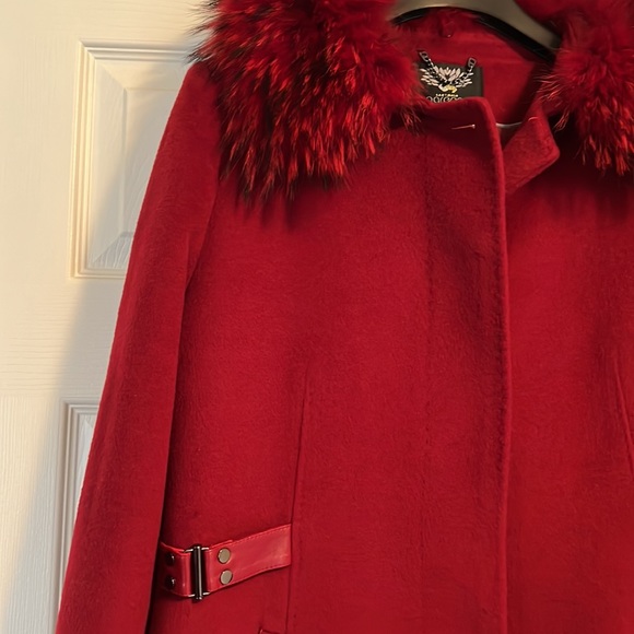 Ladies red dress coat - Picture 2 of 4